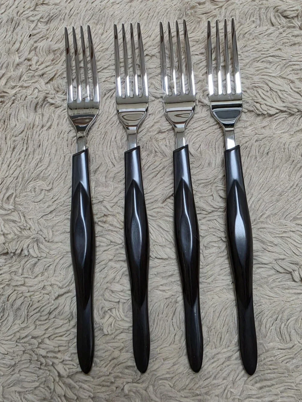 Cutco Lot Of 4 Brand New Dinner Forks Flatware, Dark Brown, Contour Handles